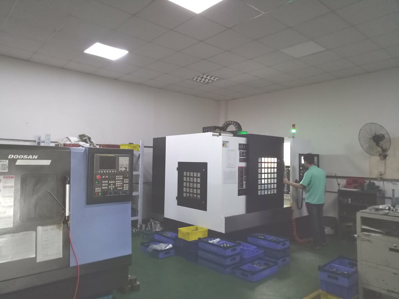 斗山235車(chē)床